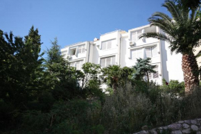  Holiday apartments Palit, Rab - 4982  Раб